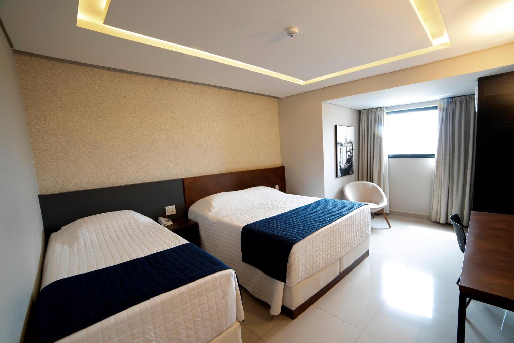 Adria Premium Hotel Гуарапуава Екстер'єр фото