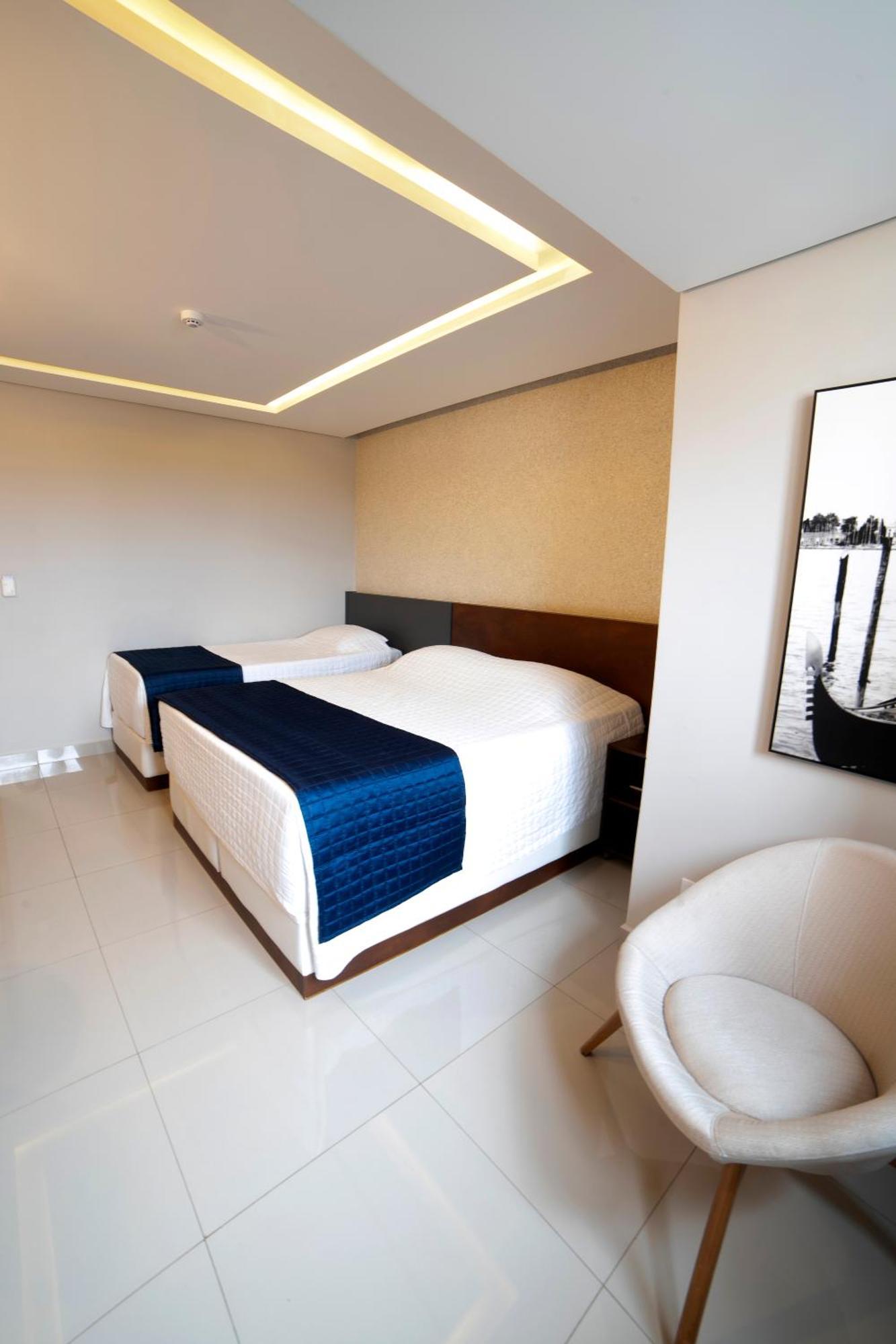 Adria Premium Hotel Гуарапуава Екстер'єр фото